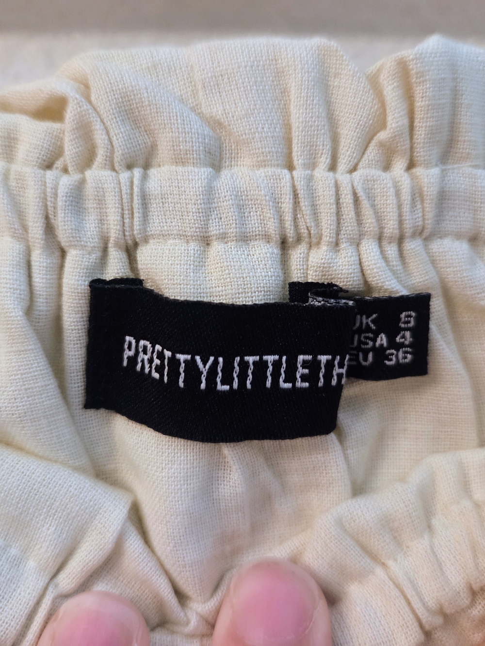 PrettyLittleThing - Strapless Top - Picture 4 of 4